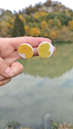 🌿 Fragmente de Eternitate: Cercei Stud cu Frasin - Thumbnail 4